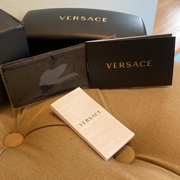 Versace biggie sunglasses in 53 mm - Picture 4 of 4